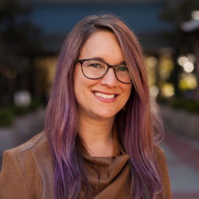 jessica ivins headshot-82884